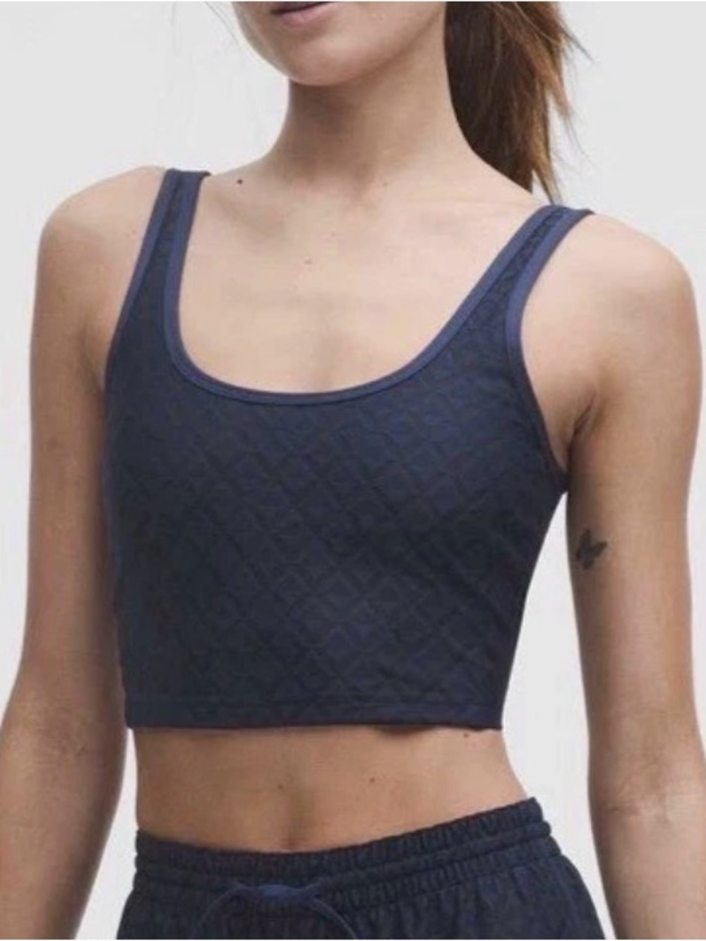 Lululemon Textured Mesh Tennis Navy Padded Shelf Bra Size X-Large B/C Cup NEW